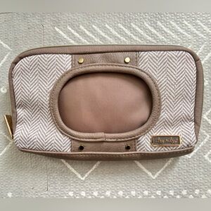 Itzy Ritzy Travel Wipes Case for Car Visor